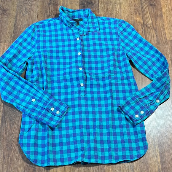 Stylish Women’s Plaid Flannel Shirt Set - Pink, Blue, Green - Picture 3 of 16